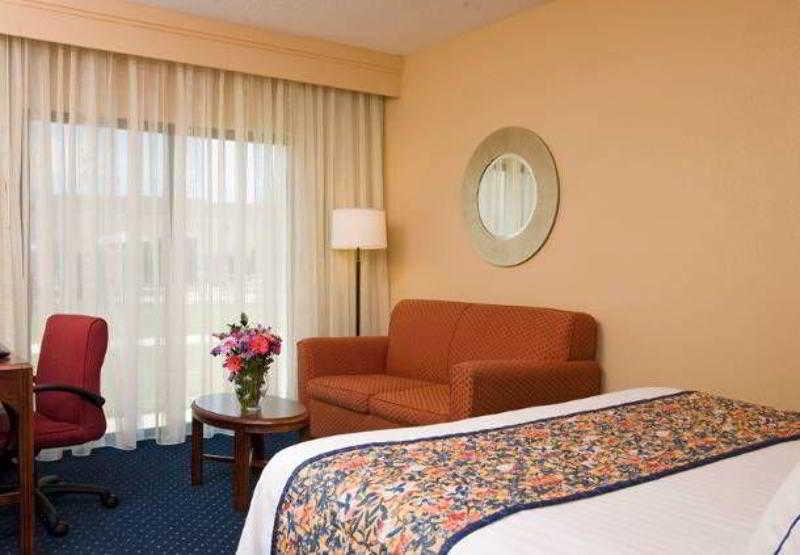 Courtyard By Marriott Minneapolis-St. Paul Airport Mendota Heights Szoba fotó