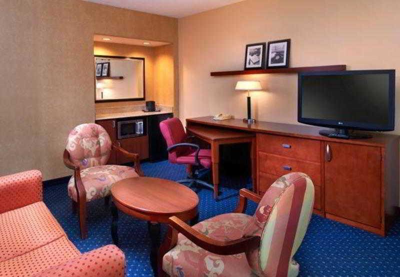 Courtyard By Marriott Minneapolis-St. Paul Airport Mendota Heights Szoba fotó