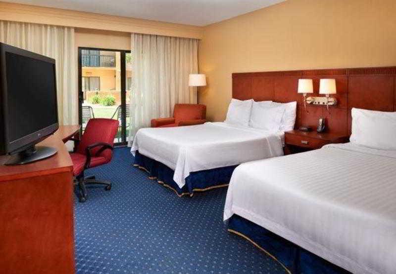 Courtyard By Marriott Minneapolis-St. Paul Airport Mendota Heights Szoba fotó
